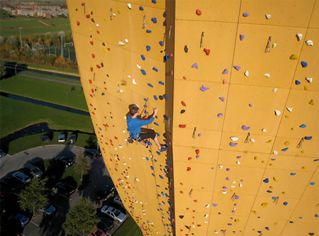 Excalibur tower – Världens högsta klättervägg